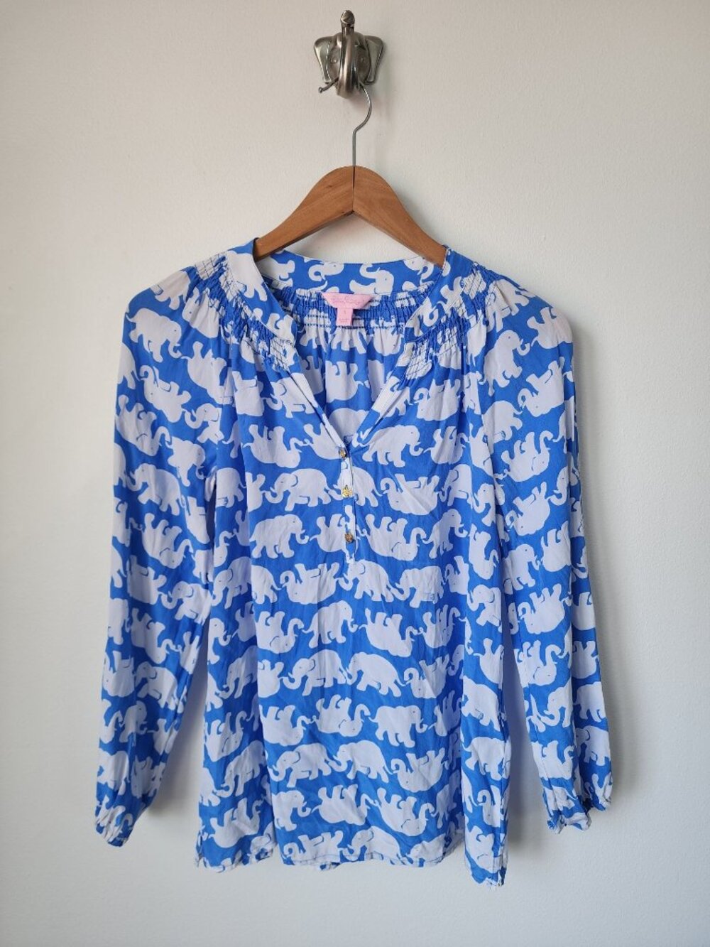 Lilly Pulitzer blue white elephant print Elsa blouse S